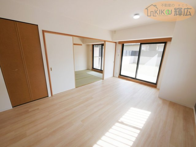 リベール土山参番館　1階の居間・リビング