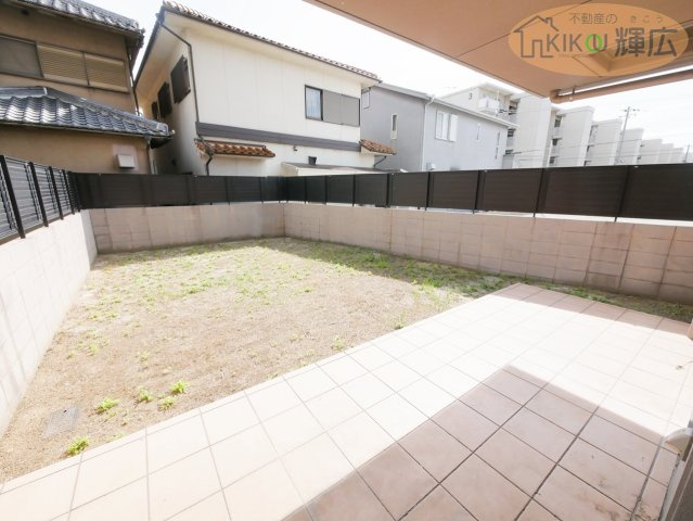 リベール土山参番館　1階のバルコニー