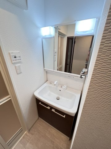 大阪市都島区高倉町１丁目の賃貸マンションの独立洗面台