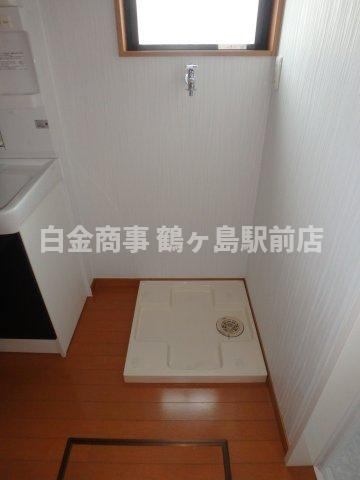坂戸市にっさい花みず木中古戸建のランドリースペース