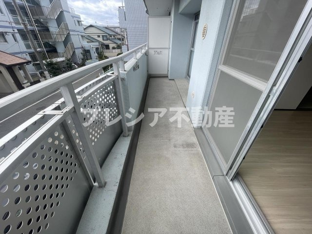 ジオレミヨ甲子園口のバルコニー
