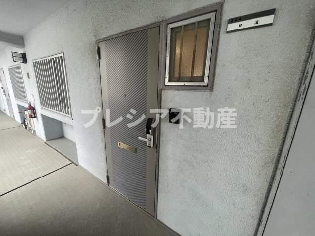ジオレミヨ甲子園口の玄関
