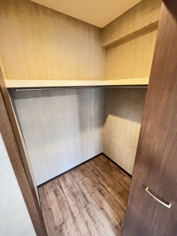 大阪市都島区高倉町１丁目の賃貸マンションの収納