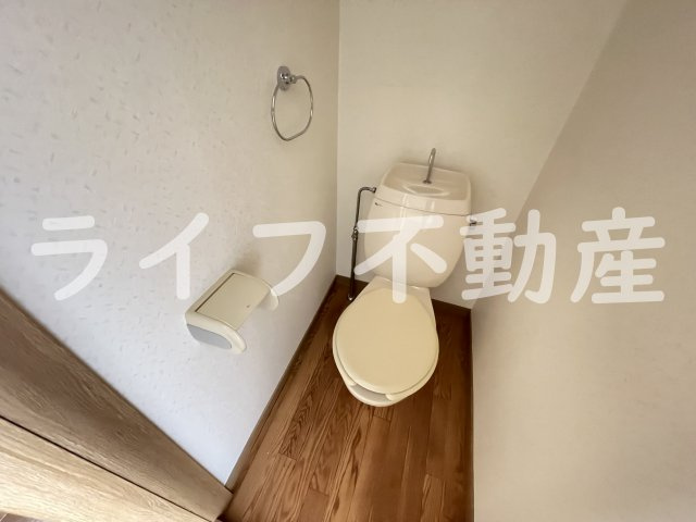 エステートピアE.V.Oのトイレ|落ち着いたトイレです