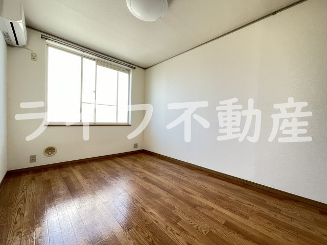 エステートピアE.V.Oの居間・リビング|居間です