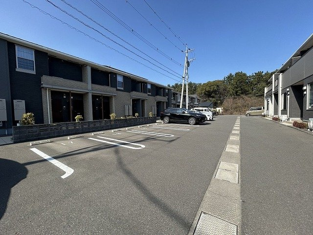 スタンドリバーⅠの駐車場|駐車場です