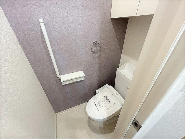 スタンドリバーⅠのトイレ|落ち着いた色調のトイレです