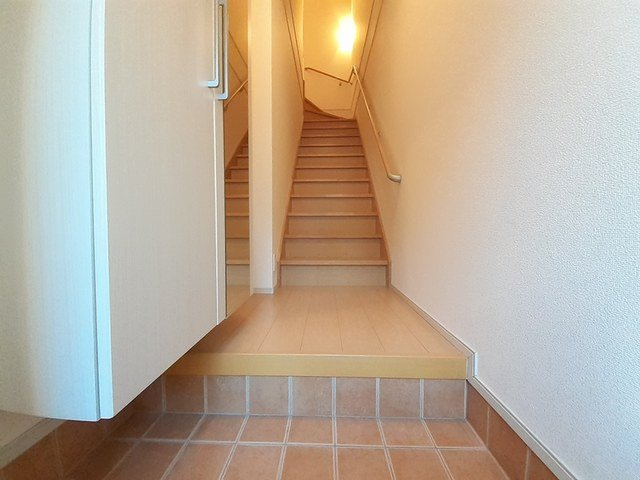 プティボヌールⅡの玄関|ゆったりとした玄関です