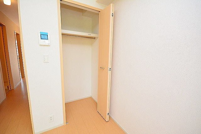 ナチュラル　シャープの収納|便利な収納スペースです