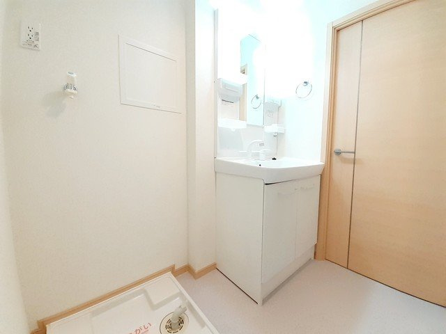 ジュネス佐志Ⅰの洗面所|コンパクトで使いやすい洗面所