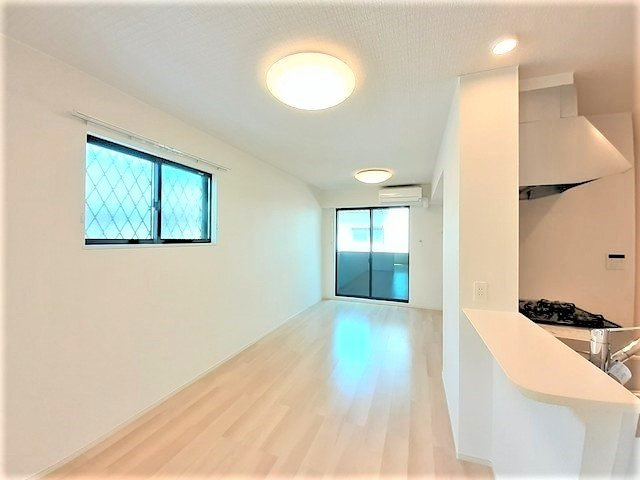 リシェス　Ｅの居間・リビング|居間です