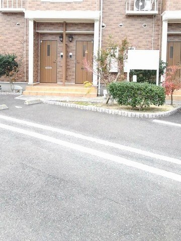 キャトルセゾンＡの駐車場|駐車場があります