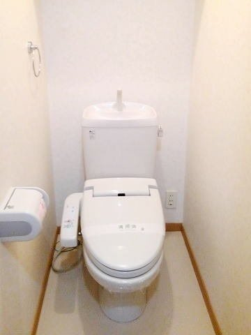 キャトルセゾンＡのトイレ|落ち着いたトイレです