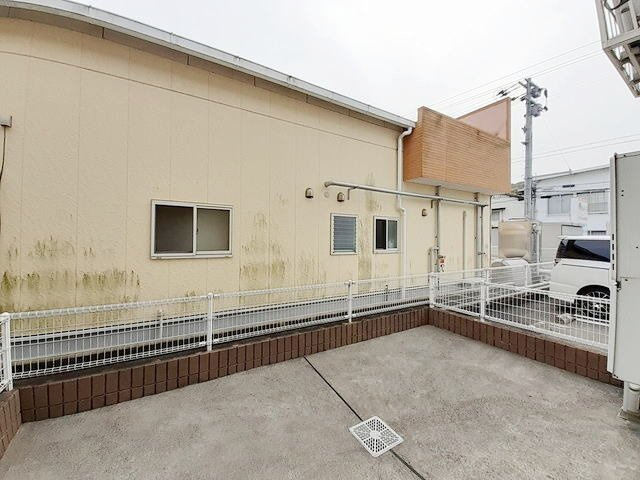 サニーガーデンＤの庭|簡単な家庭菜園も楽しめるお庭です