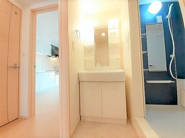 サニーガーデンＤの洗面所|使いやすい洗面所です