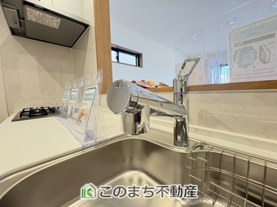 【キッチン】 | いろどりアイタウン栃木市平柳町3丁目22-P2　7号棟 | カートリッジ式浄水機能付き台所水栓☆おいしいお水でお料理できます☆
