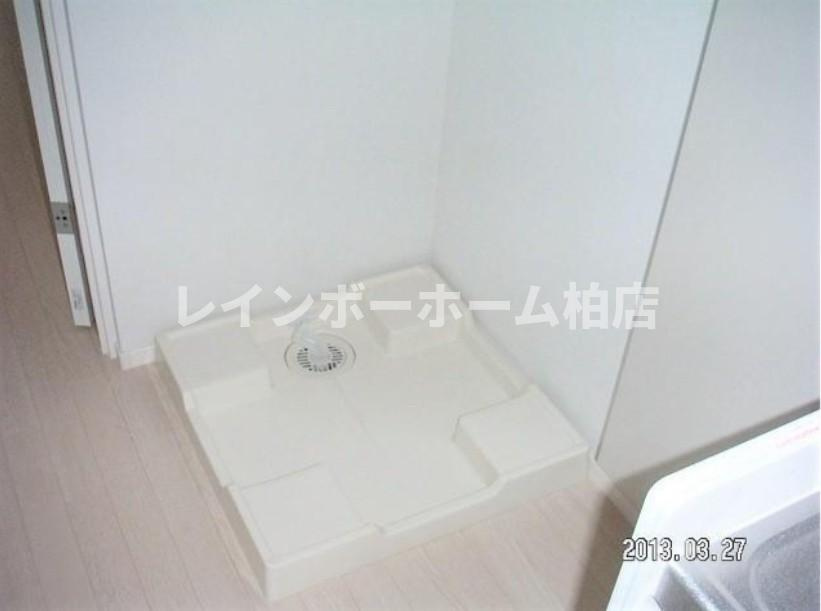 仲介手数料（賃料の1.10ヵ月）の50％OFF対象物件！の設備|室内洗濯機置き場です