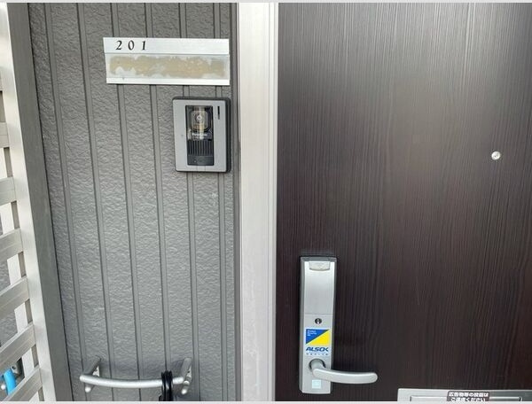 シンフォニー　A棟の玄関