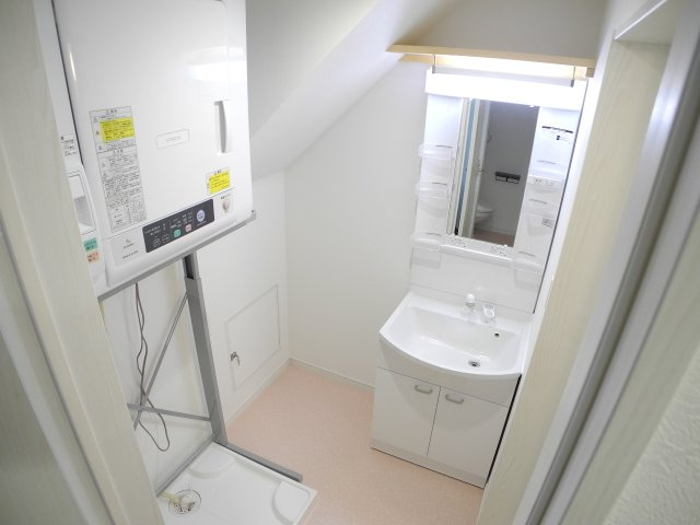 エルモーサの独立洗面台|シャンプードレッサー付の洗面台！