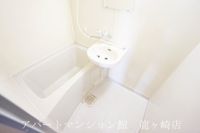 【浴室】 | サンラフォーレ佐貫