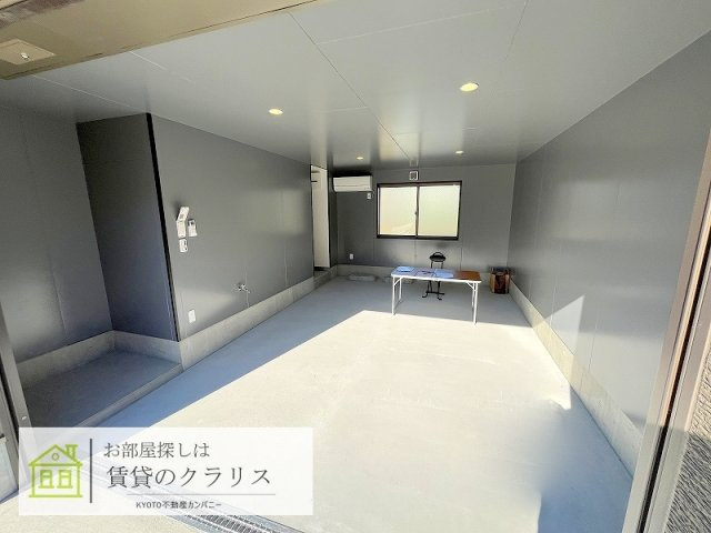ガレージハウス上賀茂の駐車場