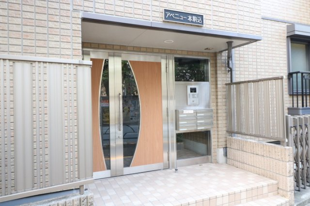【エントランス】