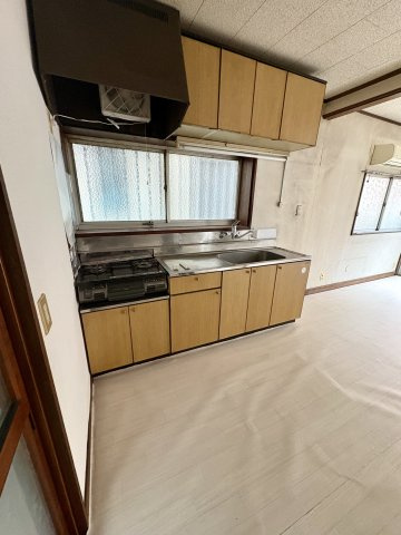 小金井市梶野町４丁目の一戸建てのキッチン
