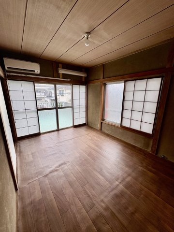 小金井市梶野町４丁目の一戸建ての洋室|2階　5.5帖