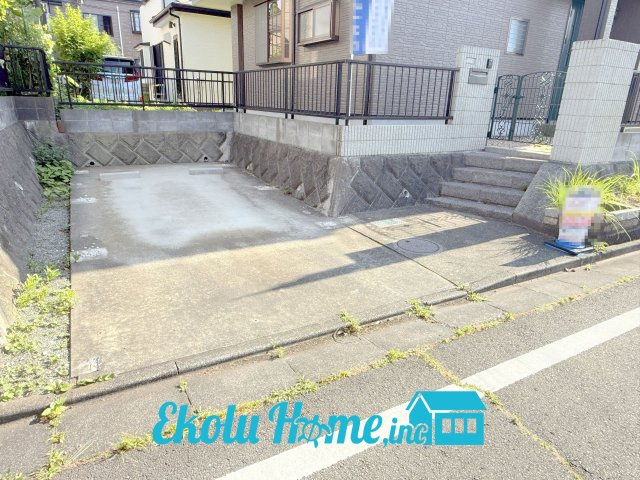 中古戸建て　八王子市館町の駐車場|2026年6月撮影
