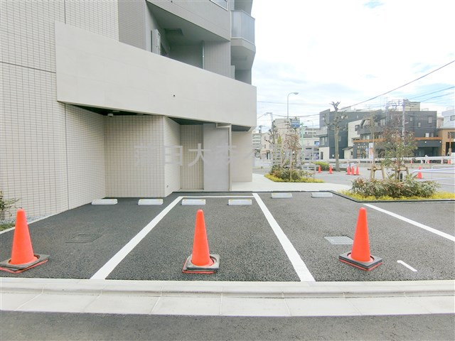 RESIDENCE大鳥居の駐車場|敷地内平置き駐車場　空き状況等詳細はお問合せください。