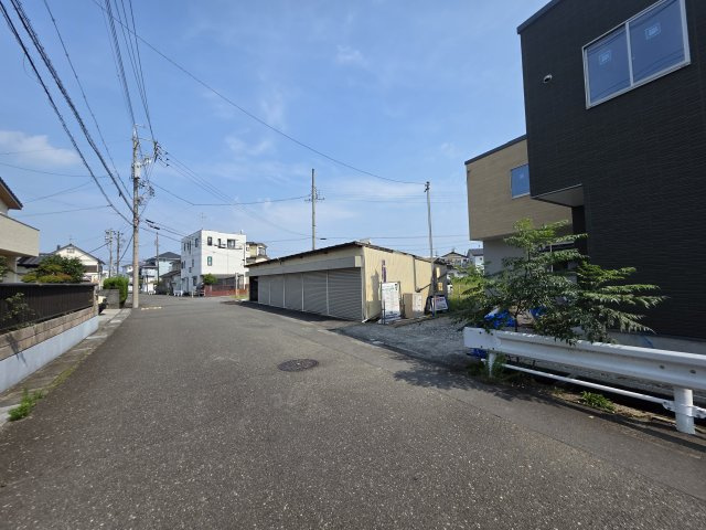 売新築戸建　静岡市清水区中矢部町の前面道路含む現地写真