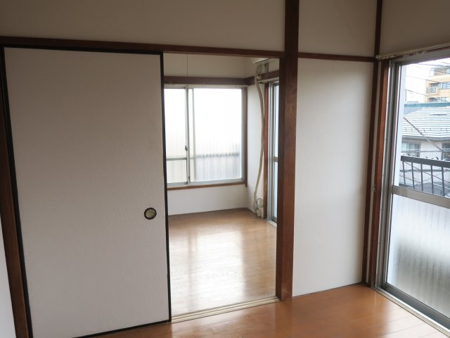 本八幡サンローズの内装