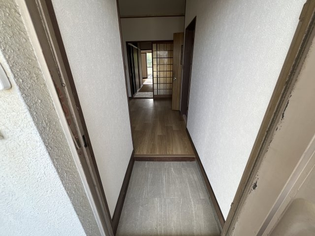 かもめ荘の玄関