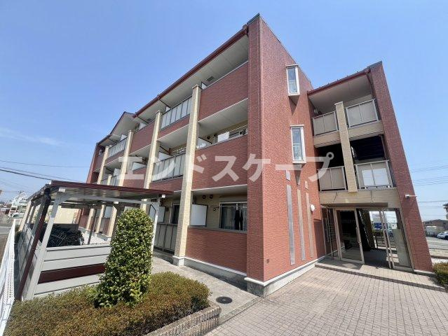 フェリーチェの玄関|高崎、前橋のお部屋探しはエンドスケープまで！お客様の理想お聞かせ下さい♪