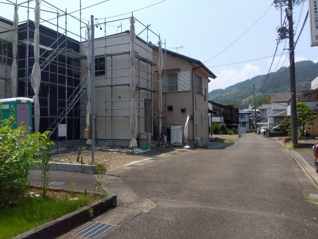 売新築戸建　静岡市葵区北２丁目の前面道路含む現地写真