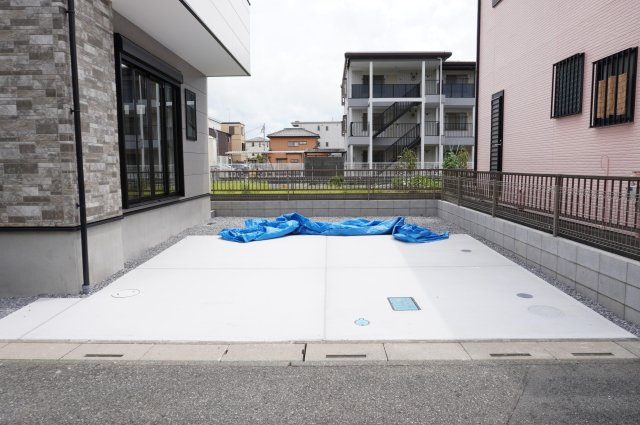 越谷市蒲生2丁目 新築分譲住宅の駐車場