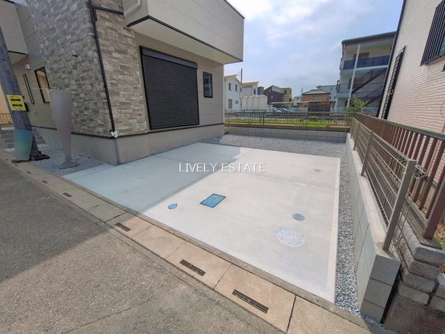 越谷市蒲生2丁目 新築分譲住宅の駐車場