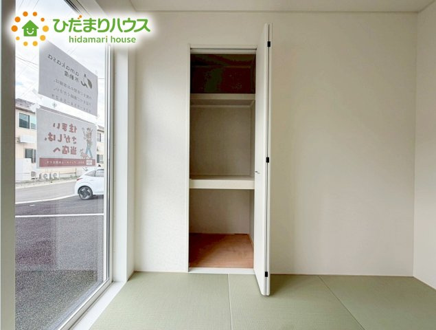 郡山市大槻町第39　新築戸建　3号棟の和室|和室の収納は横開きクローゼット！
しまった物の出し入れも楽々です(^^)