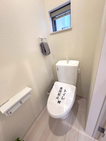 川口市柳崎　中古戸建のトイレ