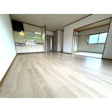 熊本市中央区萩原町の賃貸マンションの居間・リビング