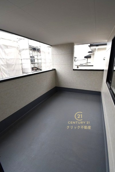 GRACE　ひたちなか市足崎　3期 　2のバルコニー|インナーバルコニーなので、外出中の突然の雨でも安心してお洗濯ものを干しておけます！