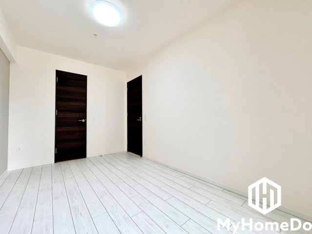 ライオンズプレティナレジデンスの子供部屋|陽当たり、通風良好なので過ごしやすいお部屋となっております。