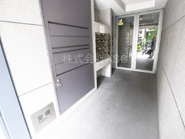 アドバンス東天満ビル（テナント）のエントランス
