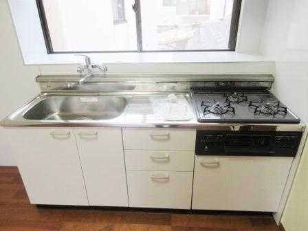 西巣鴨一丁目戸建のキッチン