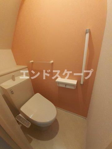 メゾンリュミエール・Ⅱのトイレ|高崎、前橋のお部屋探しはエンドスケープまで！お客様の理想お聞かせ下さい♪