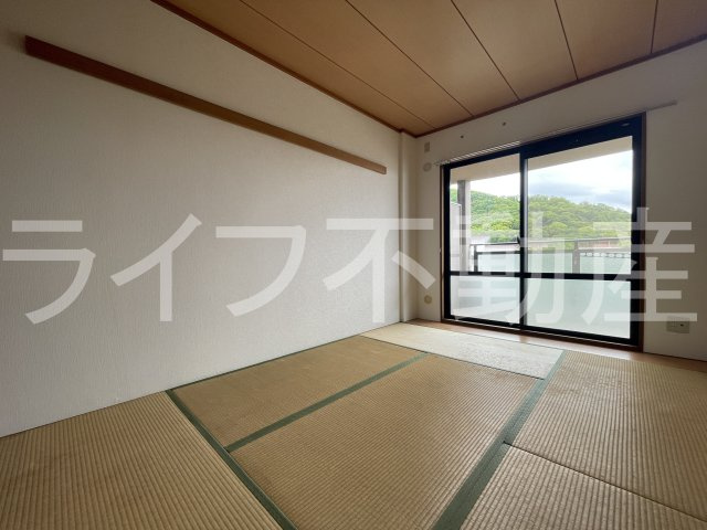 グランビュー山手の和室