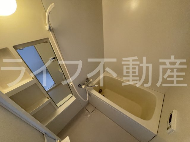 グランビュー山手の浴室