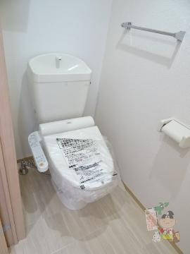 ソレイユ壱番館のトイレ|シャワー付トイレ