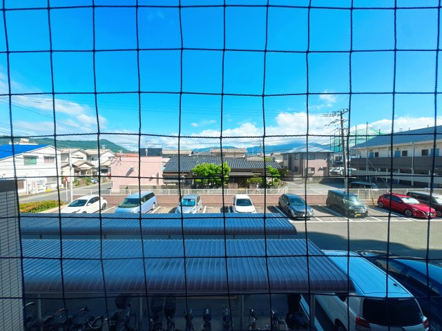 【展望】 | チュリスガーデンコート伊都の国 | 高い建物が少なく、心地よい風と陽光が舞い込む開放的なロケーション。