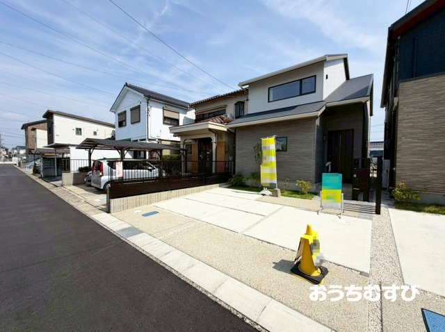 春日井市朝宮公園II(残1棟)の前面道路含む現地写真